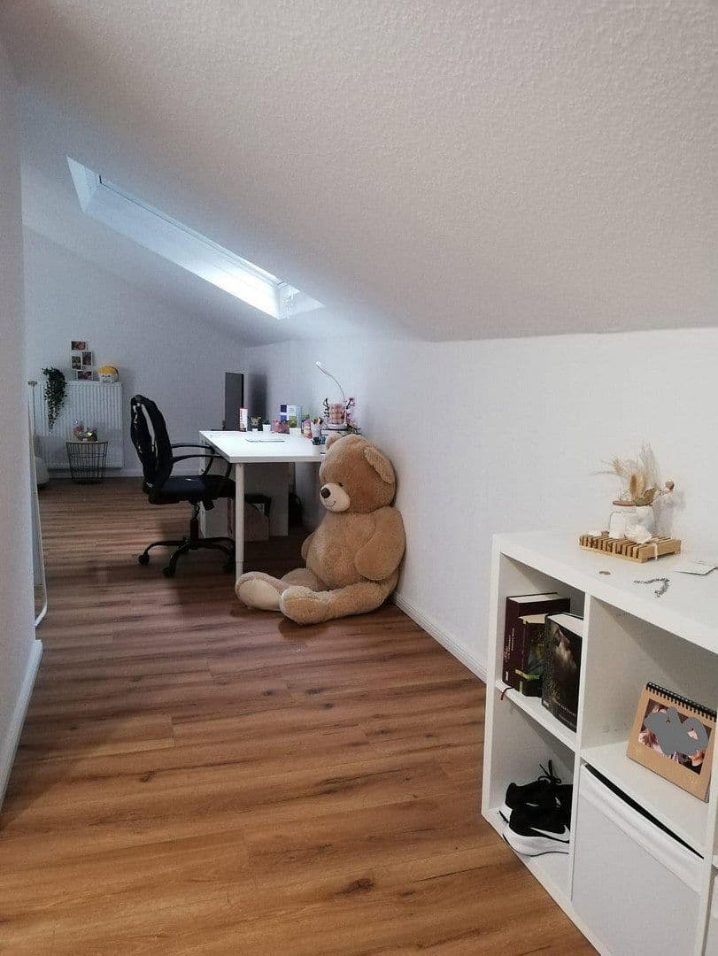 Prodej domu 300 m², pozemek 1.100 m², In den Lärchen 20, Mittenaar, Hessen Prodej domu 300 m², pozemek 1.100 m², In den Lärchen 20, Mittenaar, Hessen