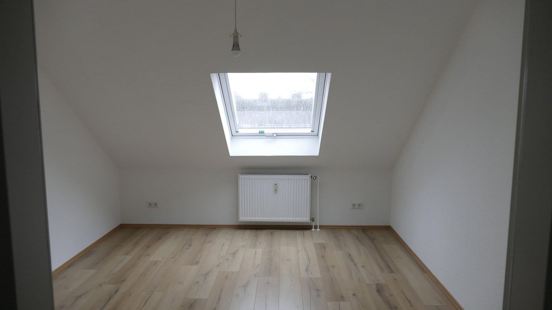 Prodej bytu 4+1 109 m², Grebensteiner Str. 8, Kassel, Hessen Prodej bytu 4+1 109 m², Grebensteiner Str. 8, Kassel, Hessen