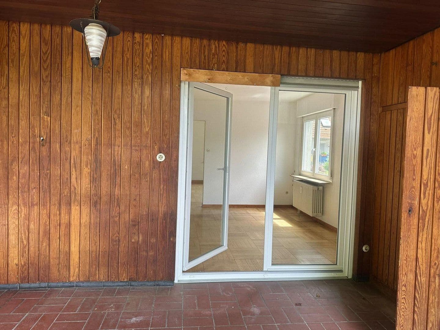 Pronájem domu 175 m², pozemek 300 m², Ebersbach an der Fils, Bádensko-Württembersko Pronájem domu 175 m², pozemek 300 m², Ebersbach an der Fils, Bádensko-Württembersko
