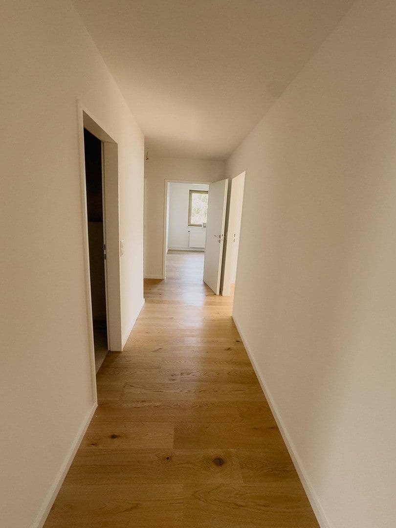 Prodej bytu 4+1 110 m², Dresdener Straße 15, Findorff, Bremen Prodej bytu 4+1 110 m², Dresdener Straße 15, Findorff, Bremen