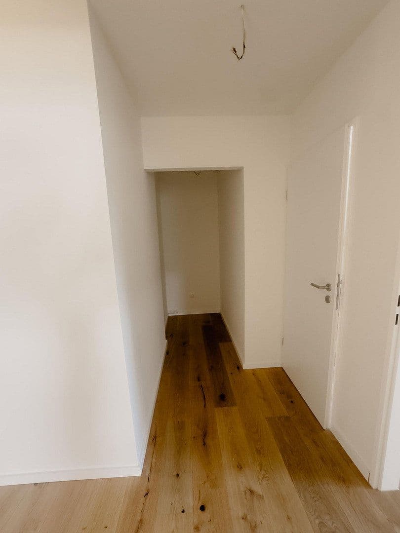 Prodej bytu 4+1 110 m², Dresdener Straße 15, Findorff, Bremen Prodej bytu 4+1 110 m², Dresdener Straße 15, Findorff, Bremen