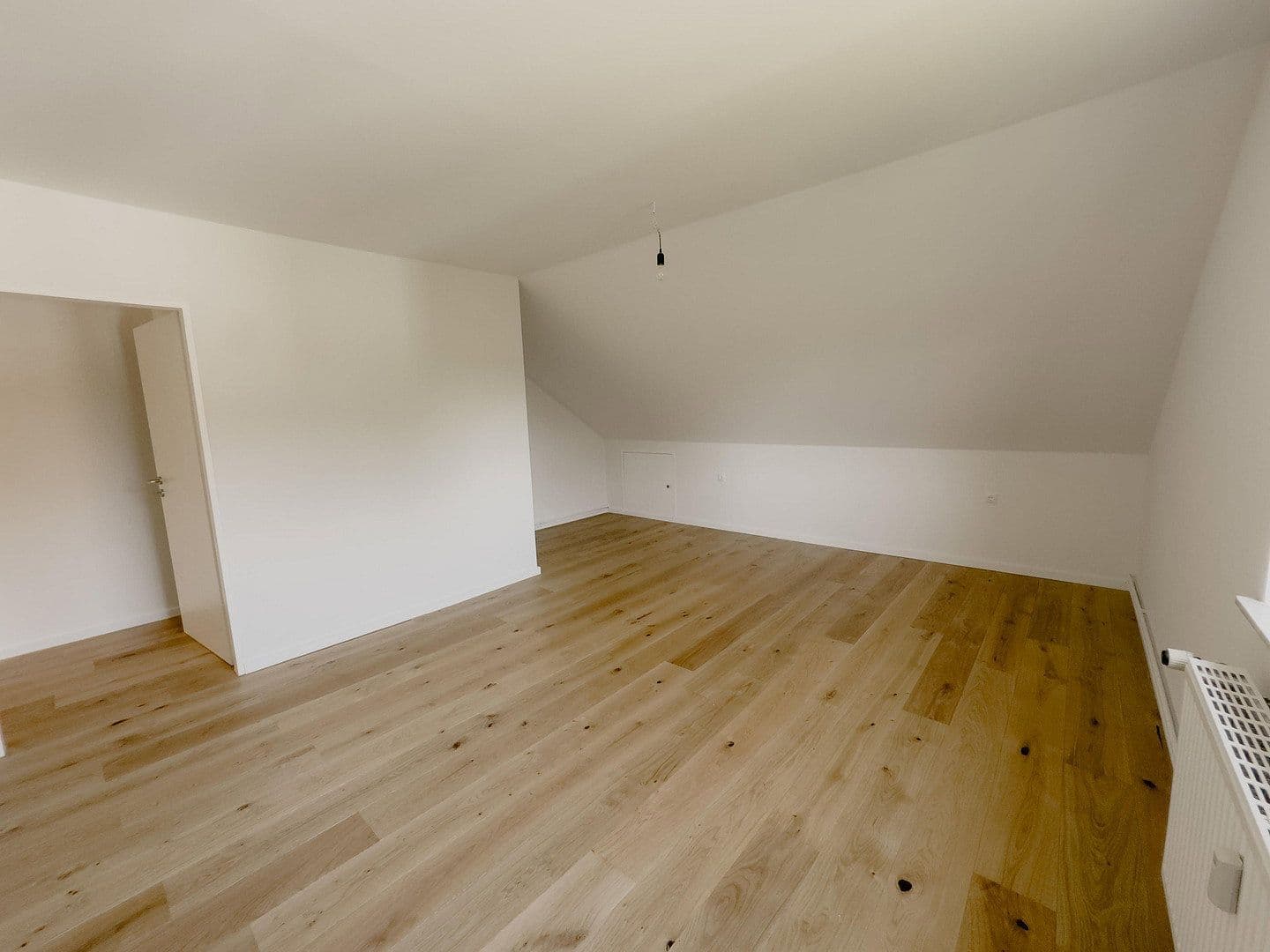 Prodej bytu 4+1 110 m², Dresdener Straße 15, Findorff, Bremen Prodej bytu 4+1 110 m², Dresdener Straße 15, Findorff, Bremen