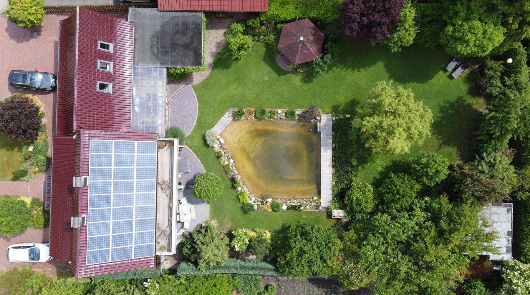 Prodej domu 190 m², pozemek 1.132 m², Edewecht, Dolní Sasko Prodej domu 190 m², pozemek 1.132 m², Edewecht, Dolní Sasko