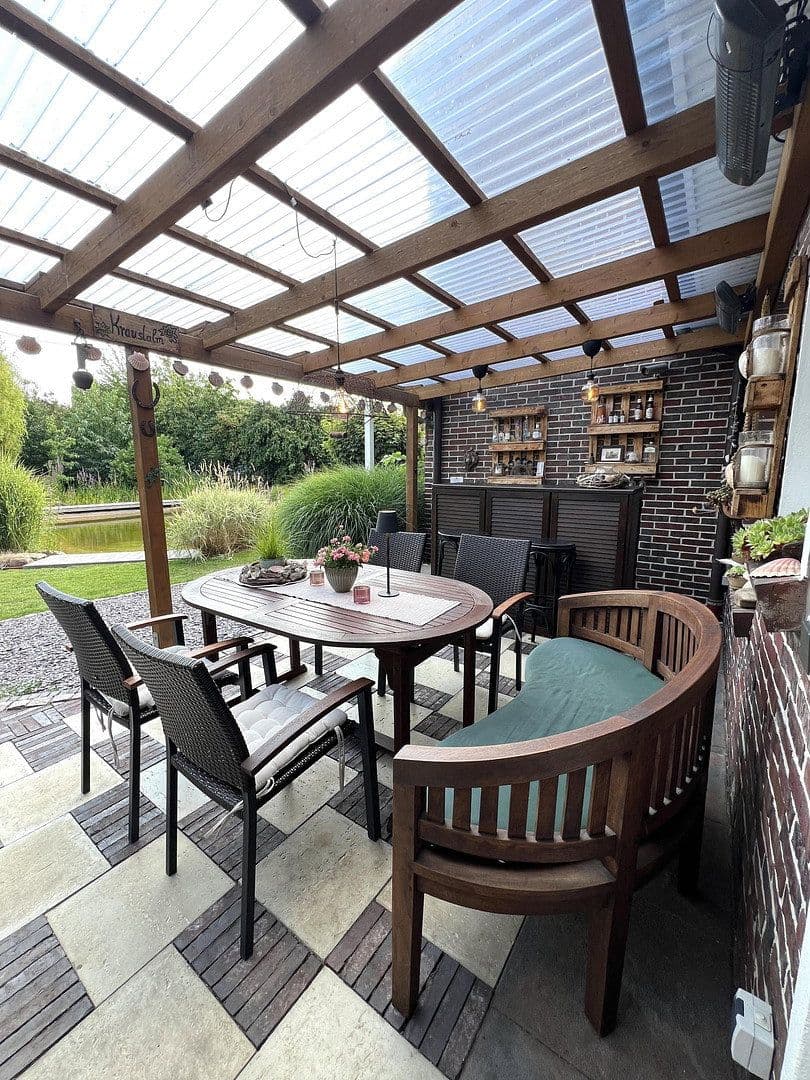 Prodej domu 190 m², pozemek 1.132 m², Edewecht, Dolní Sasko Prodej domu 190 m², pozemek 1.132 m², Edewecht, Dolní Sasko