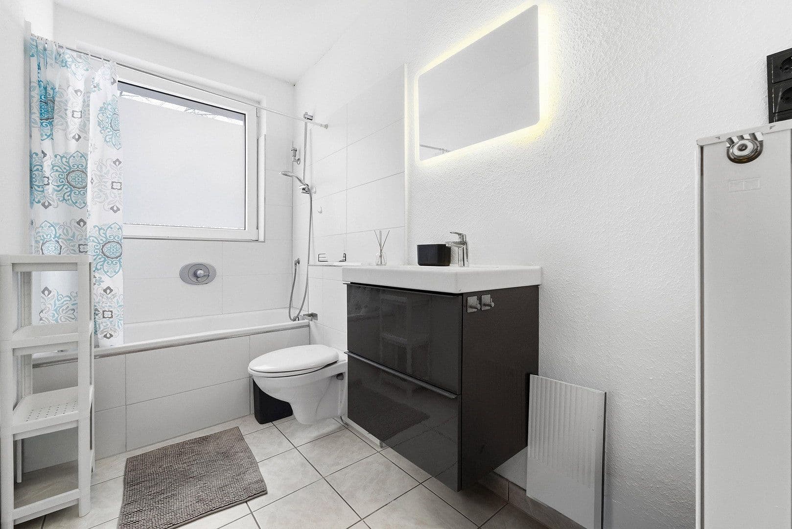 Pronájem bytu 1+1 35 m², Planckstrasse 53, Essen, Severní Porýní-Vestfálsko Pronájem bytu 1+1 35 m², Planckstrasse 53, Essen, Severní Porýní-Vestfálsko