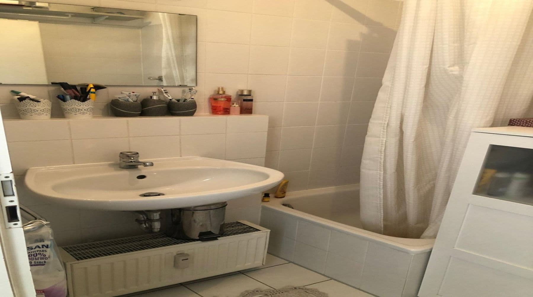 Pronájem bytu 1+1 25 m², Josef-Priller-Straße 21, Augsburg, Bavorsko Pronájem bytu 1+1 25 m², Josef-Priller-Straße 21, Augsburg, Bavorsko