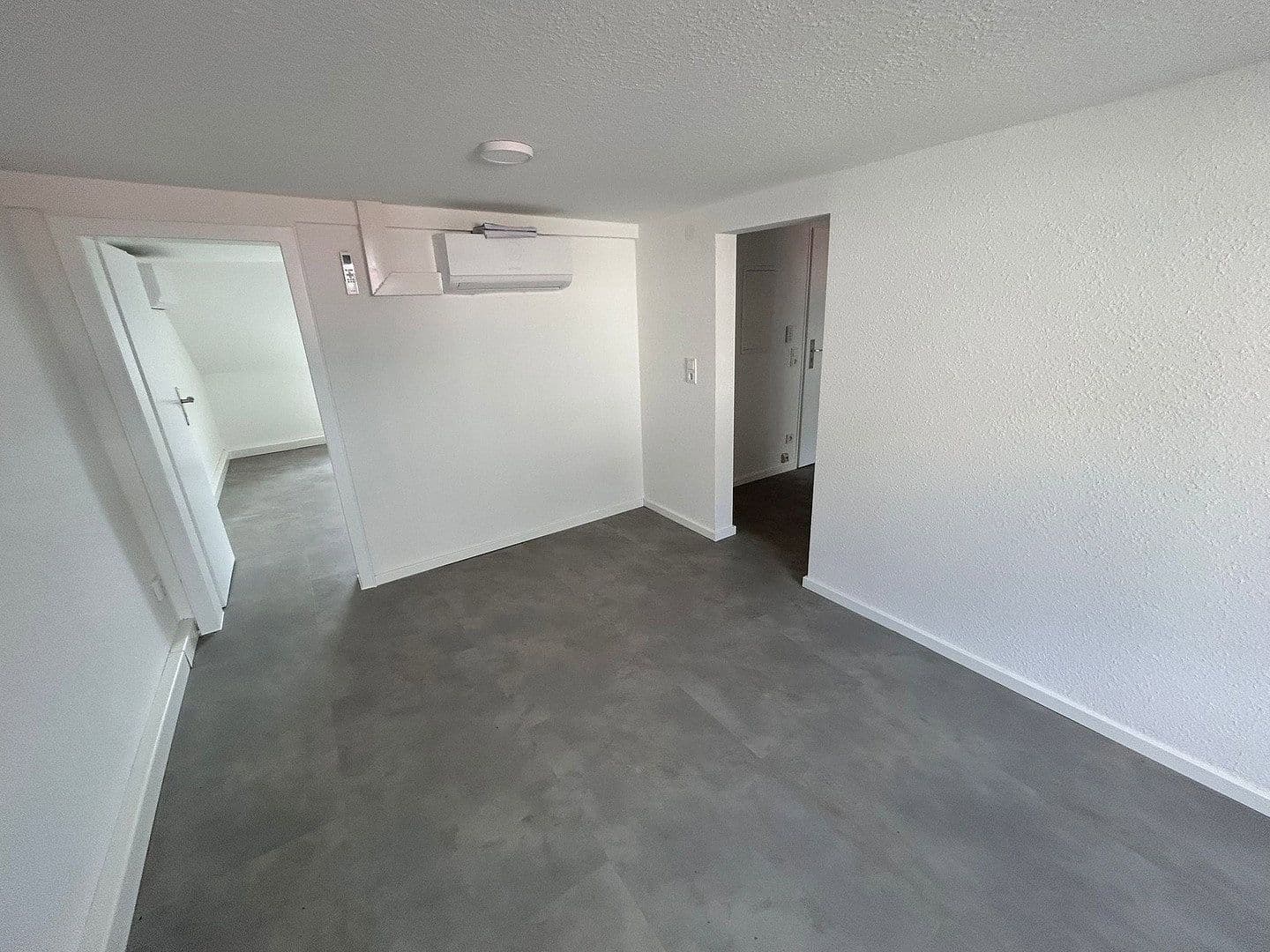 Pronájem bytu 1+1 50 m², Pfeilstraße 20, Köln, Severní Porýní-Vestfálsko Pronájem bytu 1+1 50 m², Pfeilstraße 20, Köln, Severní Porýní-Vestfálsko