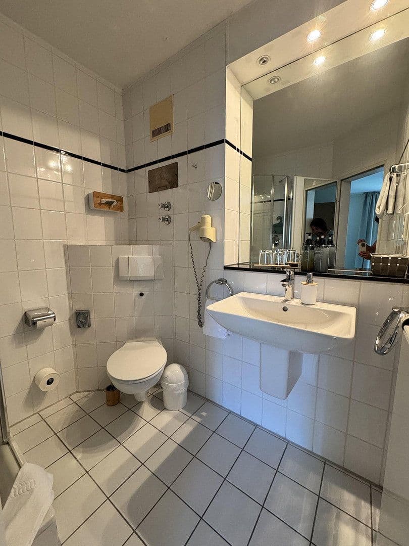 Pronájem bytu 1+1 25 m², Dombach-Sander-Straße 72, Bergisch Gladbach, Severní Porýní-Vestfálsko Pronájem bytu 1+1 25 m², Dombach-Sander-Straße 72, Bergisch Gladbach, Severní Porýní-Vestfálsko