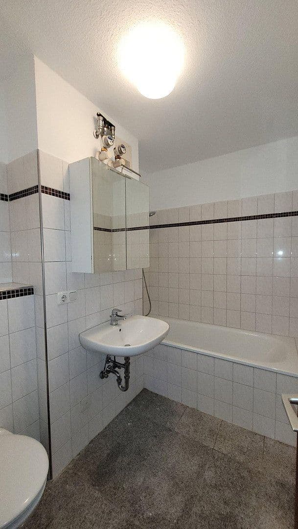 Pronájem bytu 3+1 87 m², Neukirchenerstraße 59-67, Ansbach-Katterbach, Bavorsko Pronájem bytu 3+1 87 m², Neukirchenerstraße 59-67, Ansbach-Katterbach, Bavorsko
