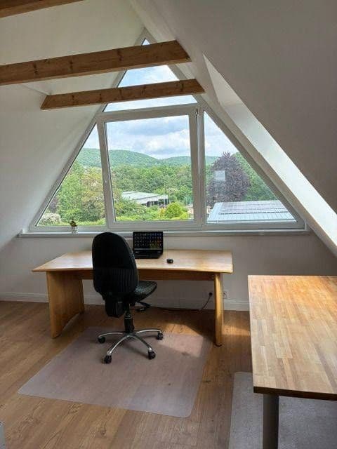 Pronájem domu 245 m², pozemek 980 m², Bad Oeynhausen, Severní Porýní-Vestfálsko Pronájem domu 245 m², pozemek 980 m², Bad Oeynhausen, Severní Porýní-Vestfálsko