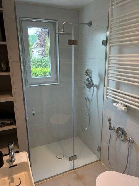 Pronájem domu 245 m², pozemek 980 m², Bad Oeynhausen, Severní Porýní-Vestfálsko Pronájem domu 245 m², pozemek 980 m², Bad Oeynhausen, Severní Porýní-Vestfálsko