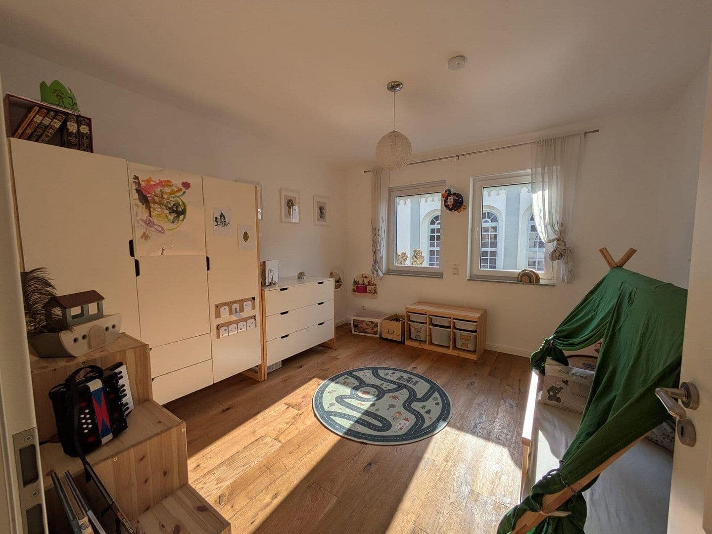 Prodej bytu 4+1 110 m², Friedrichsdorf, Hessen Prodej bytu 4+1 110 m², Friedrichsdorf, Hessen