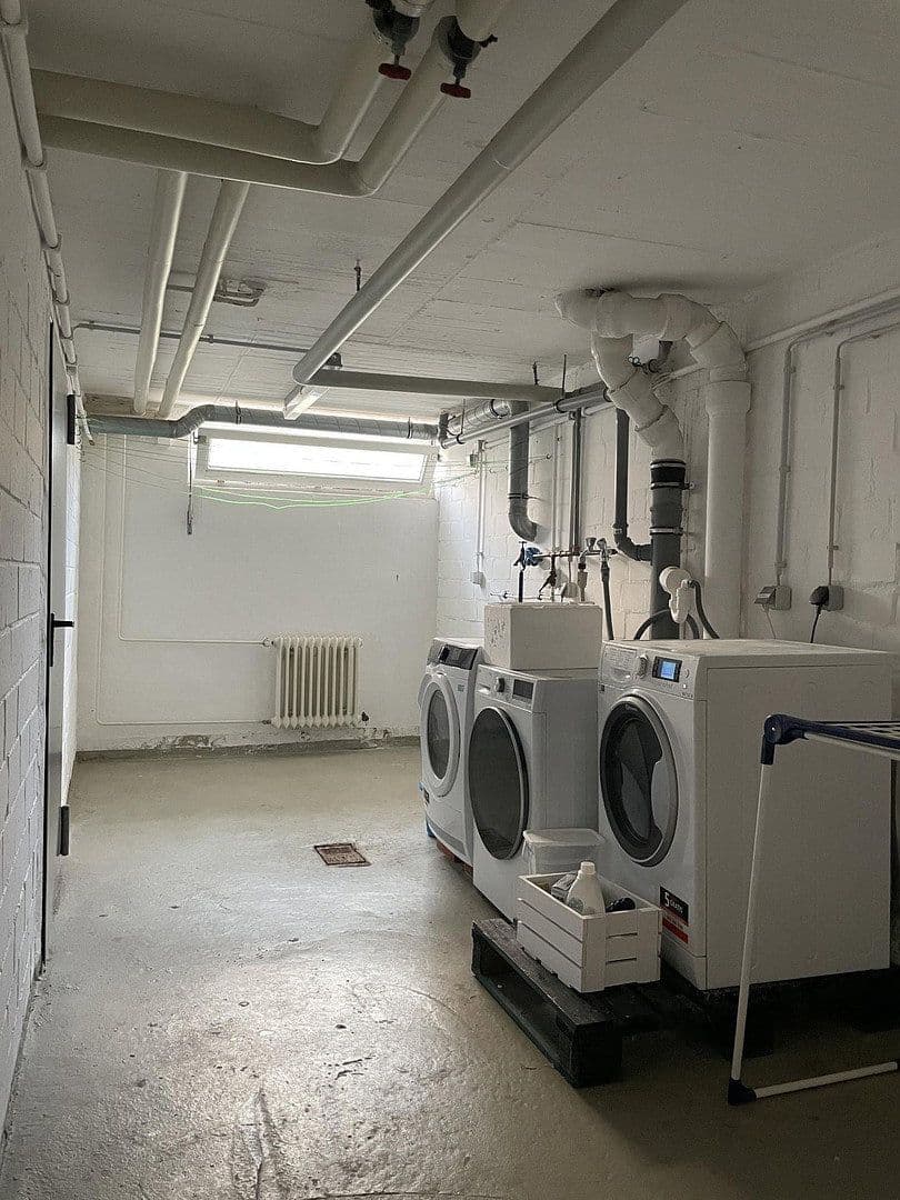 Prodej bytu 4+1 112 m², Berlin, Berlín Prodej bytu 4+1 112 m², Berlin, Berlín