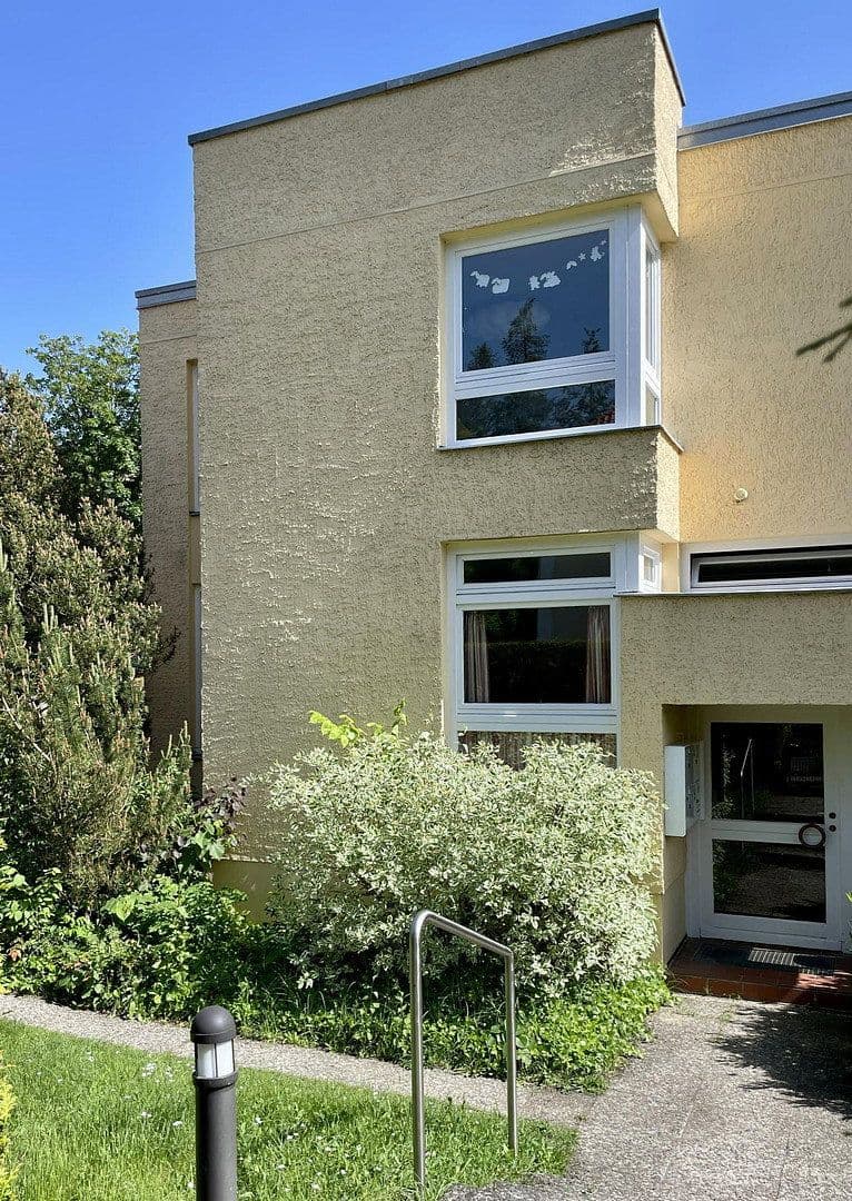 Prodej bytu 4+1 112 m², Berlin, Berlín Prodej bytu 4+1 112 m², Berlin, Berlín