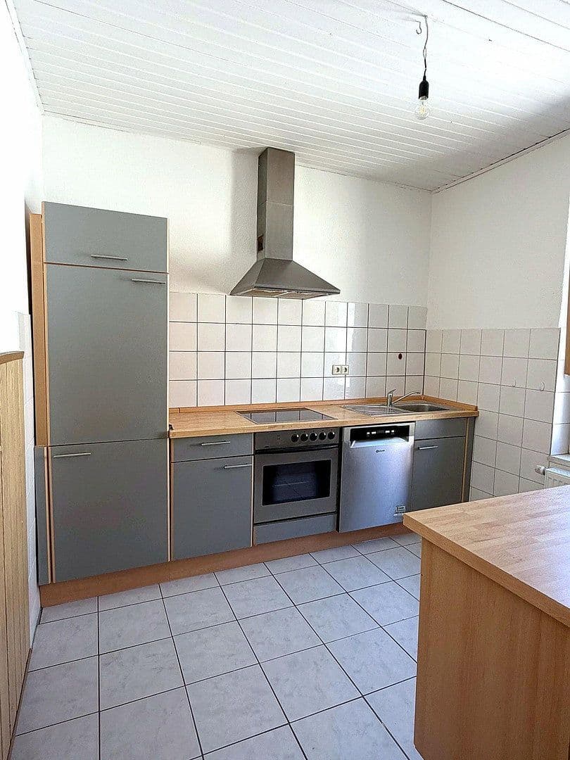 Pronájem bytu 2+1 69 m², Möhringerstr. 142, Stuttgart, Bádensko-Württembersko Pronájem bytu 2+1 69 m², Möhringerstr. 142, Stuttgart, Bádensko-Württembersko