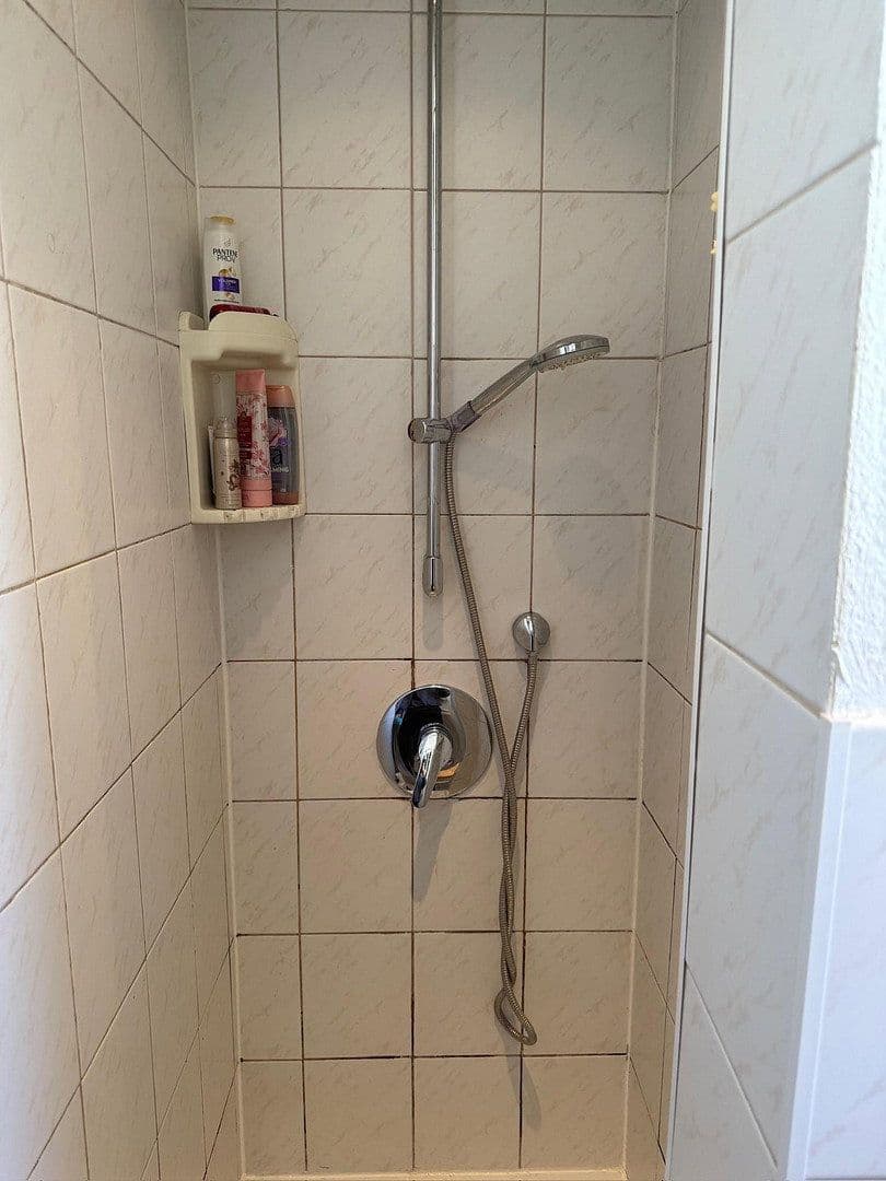 Pronájem bytu 2+1 69 m², Möhringerstr. 142, Stuttgart, Bádensko-Württembersko Pronájem bytu 2+1 69 m², Möhringerstr. 142, Stuttgart, Bádensko-Württembersko