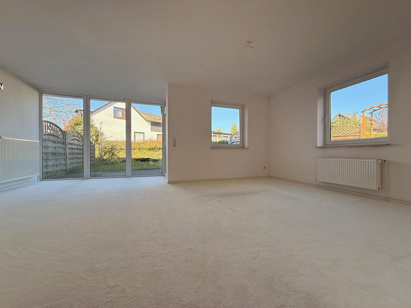 Prodej domu 130 m², pozemek 328 m², Busdorf, Šlesvicko-Holštýnsko Prodej domu 130 m², pozemek 328 m², Busdorf, Šlesvicko-Holštýnsko