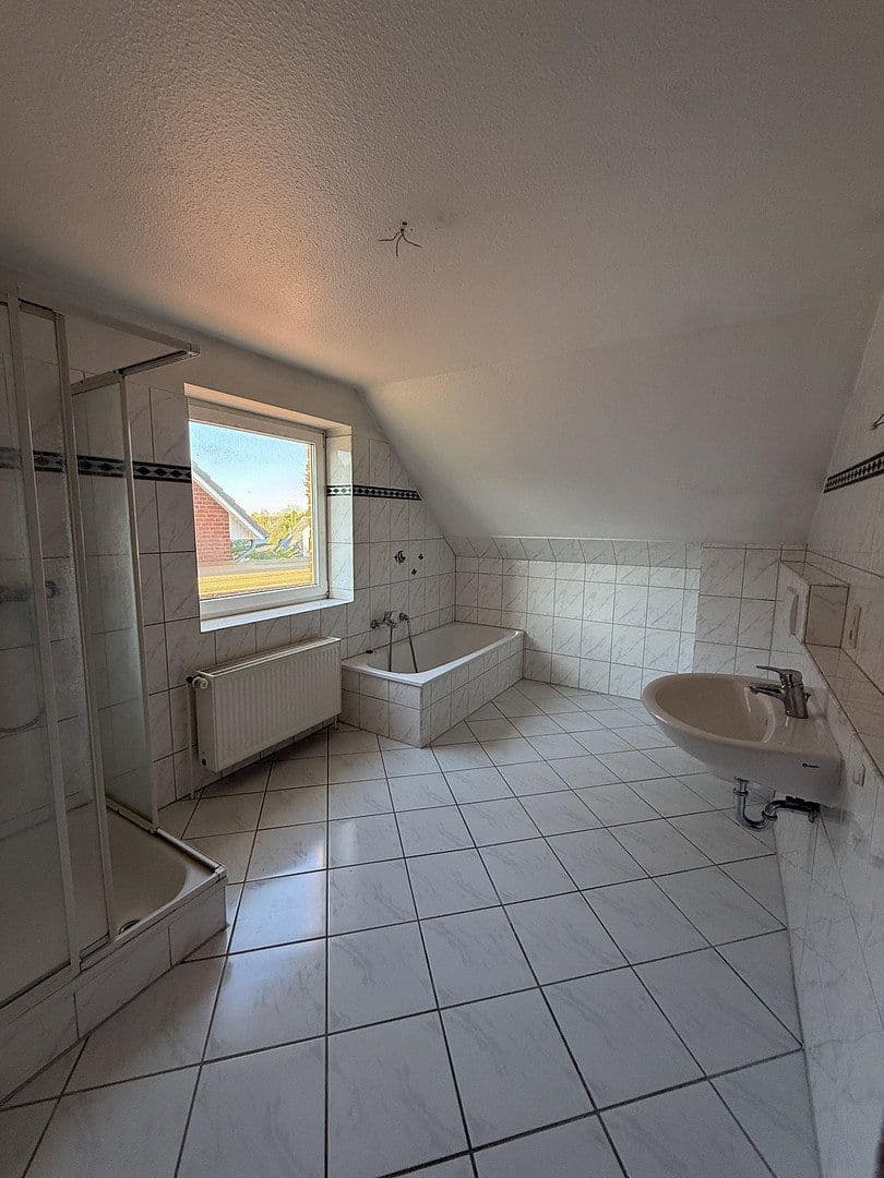 Prodej domu 130 m², pozemek 328 m², Busdorf, Šlesvicko-Holštýnsko Prodej domu 130 m², pozemek 328 m², Busdorf, Šlesvicko-Holštýnsko