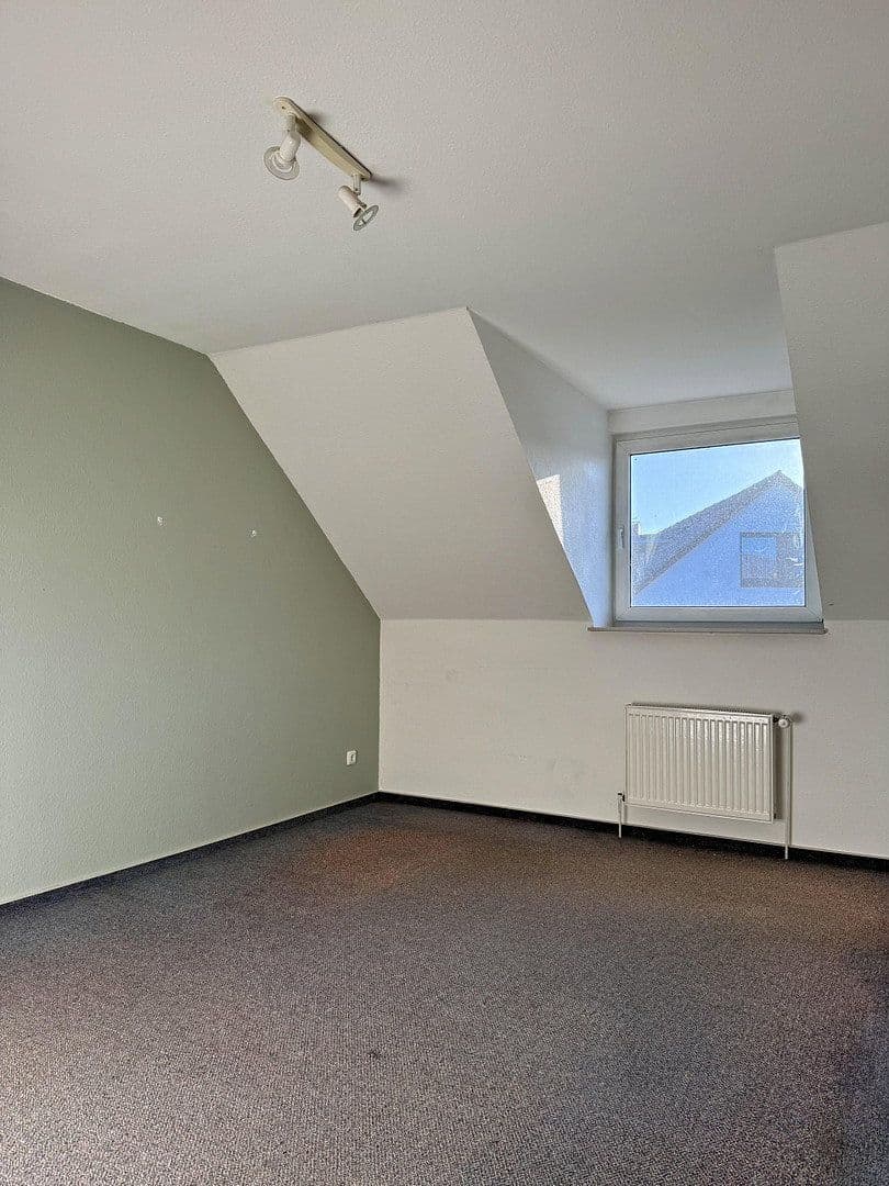 Prodej domu 130 m², pozemek 328 m², Busdorf, Šlesvicko-Holštýnsko Prodej domu 130 m², pozemek 328 m², Busdorf, Šlesvicko-Holštýnsko