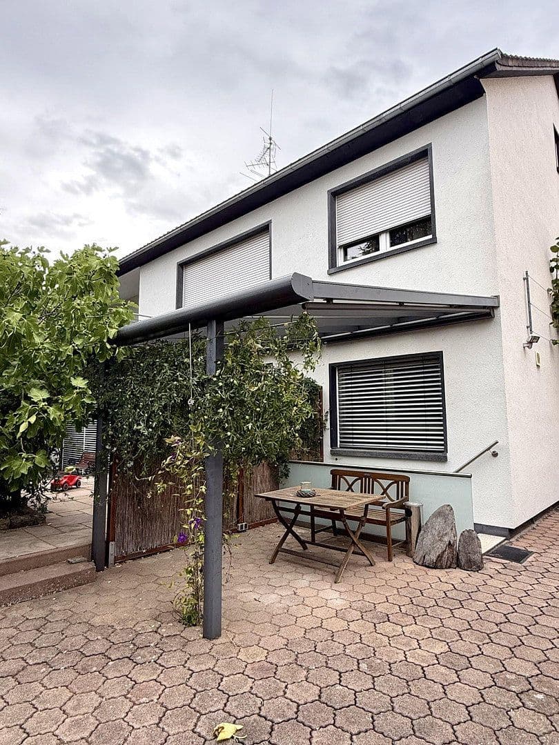 Prodej domu 340 m², pozemek 973 m², Rheinzabern, Porýní-Falc Prodej domu 340 m², pozemek 973 m², Rheinzabern, Porýní-Falc