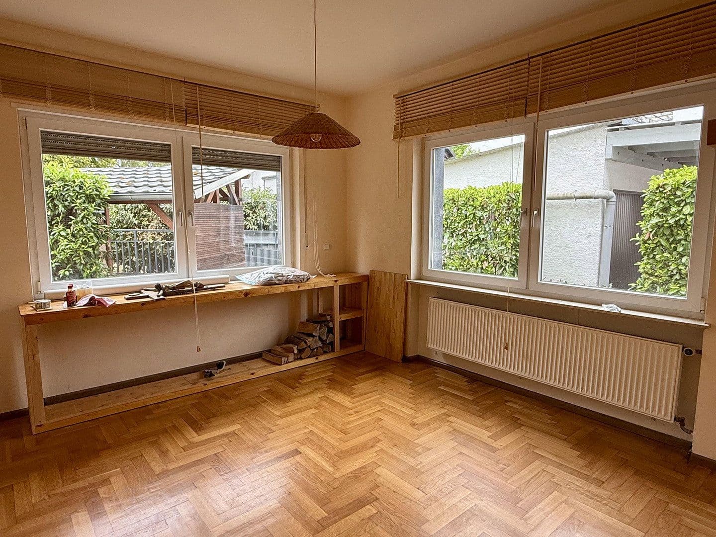 Prodej domu 340 m², pozemek 973 m², Rheinzabern, Porýní-Falc Prodej domu 340 m², pozemek 973 m², Rheinzabern, Porýní-Falc