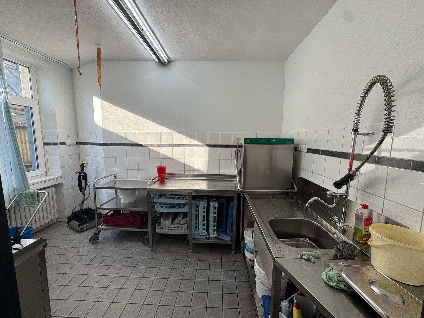 Prodej nebytového prostoru 4.000 m², Töging, Bavorsko Prodej nebytového prostoru 4.000 m², Töging, Bavorsko