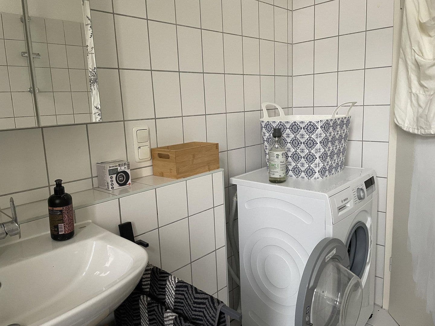 Pronájem bytu 3+1 100 m², Riemannstrasse 28, Leipzig, Sasko Pronájem bytu 3+1 100 m², Riemannstrasse 28, Leipzig, Sasko