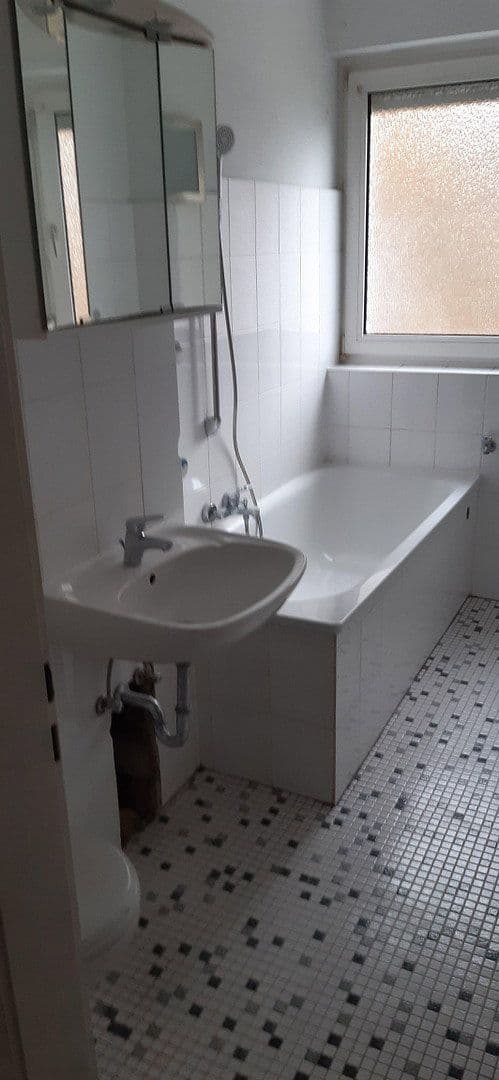 Prodej bytu 3+1 67 m², StöttebrüggerStr.34, Ronnenberg, Dolní Sasko Prodej bytu 3+1 67 m², StöttebrüggerStr.34, Ronnenberg, Dolní Sasko