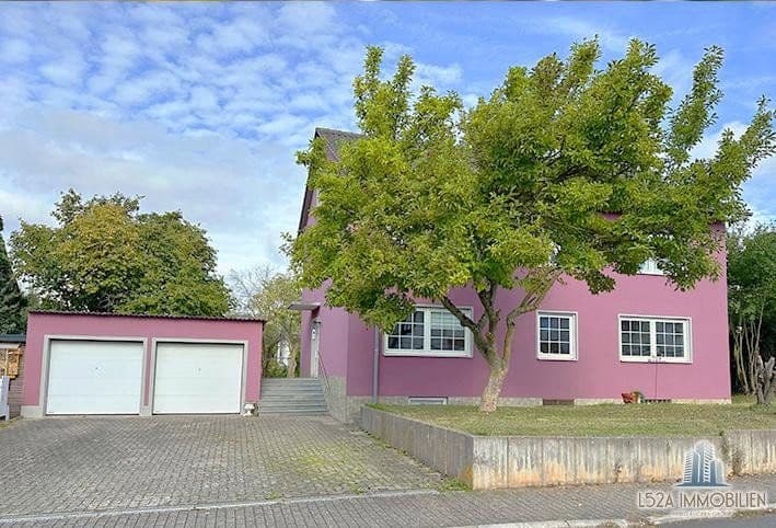 Prodej domu 185 m², pozemek 841 m², Külsheim, Bádensko-Württembersko Prodej domu 185 m², pozemek 841 m², Külsheim, Bádensko-Württembersko