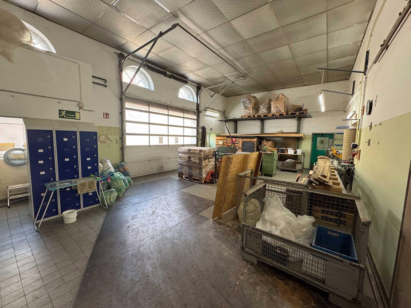 Pronájem nebytového prostoru 4.000 m², Töging, Bavorsko Pronájem nebytového prostoru 4.000 m², Töging, Bavorsko