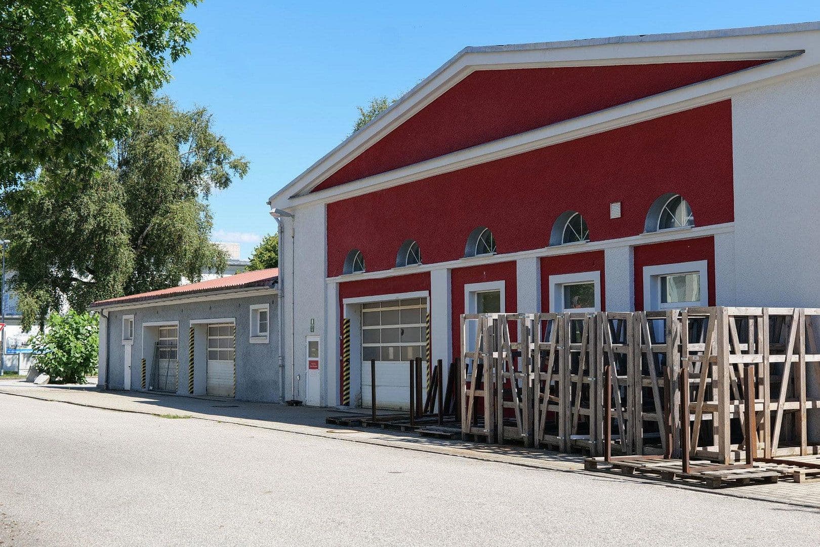 Pronájem nebytového prostoru 4.000 m², Töging, Bavorsko Pronájem nebytového prostoru 4.000 m², Töging, Bavorsko