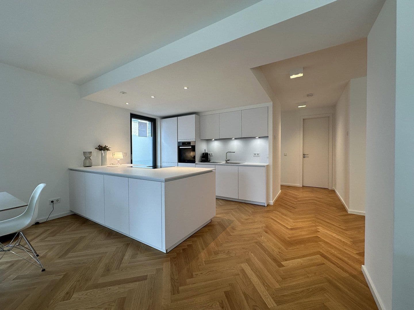 Prodej domu 315 m², pozemek 237 m², Köln, Severní Porýní-Vestfálsko Prodej domu 315 m², pozemek 237 m², Köln, Severní Porýní-Vestfálsko