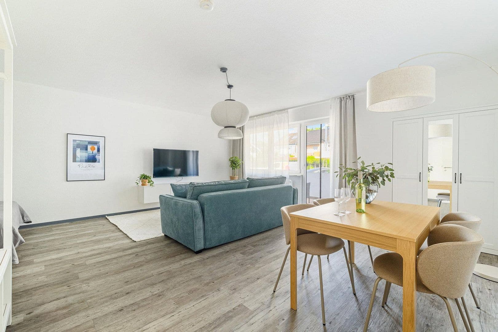 Pronájem bytu 1+kk 54 m², Görlitzer Straße 2, Hochheim, Hessen Pronájem bytu 1+kk 54 m², Görlitzer Straße 2, Hochheim, Hessen