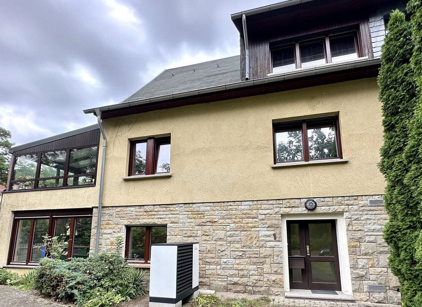 Prodej domu 231 m², pozemek 525 m², Dessau-Roßlau, Sasko-Anhaltsko Prodej domu 231 m², pozemek 525 m², Dessau-Roßlau, Sasko-Anhaltsko