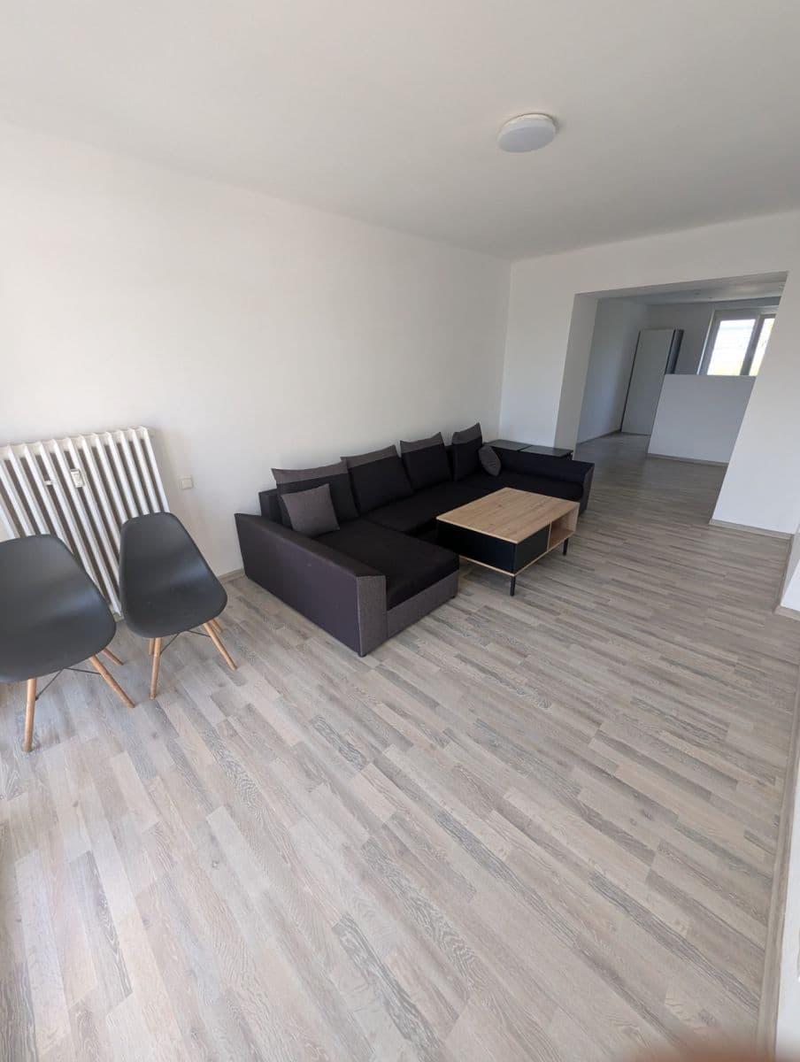 Pronájem bytu 3+1 68 m², U Stadiónu, Ústí nad Labem, Ústecký kraj Pronájem bytu 3+1 68 m², U Stadiónu, Ústí nad Labem, Ústecký kraj