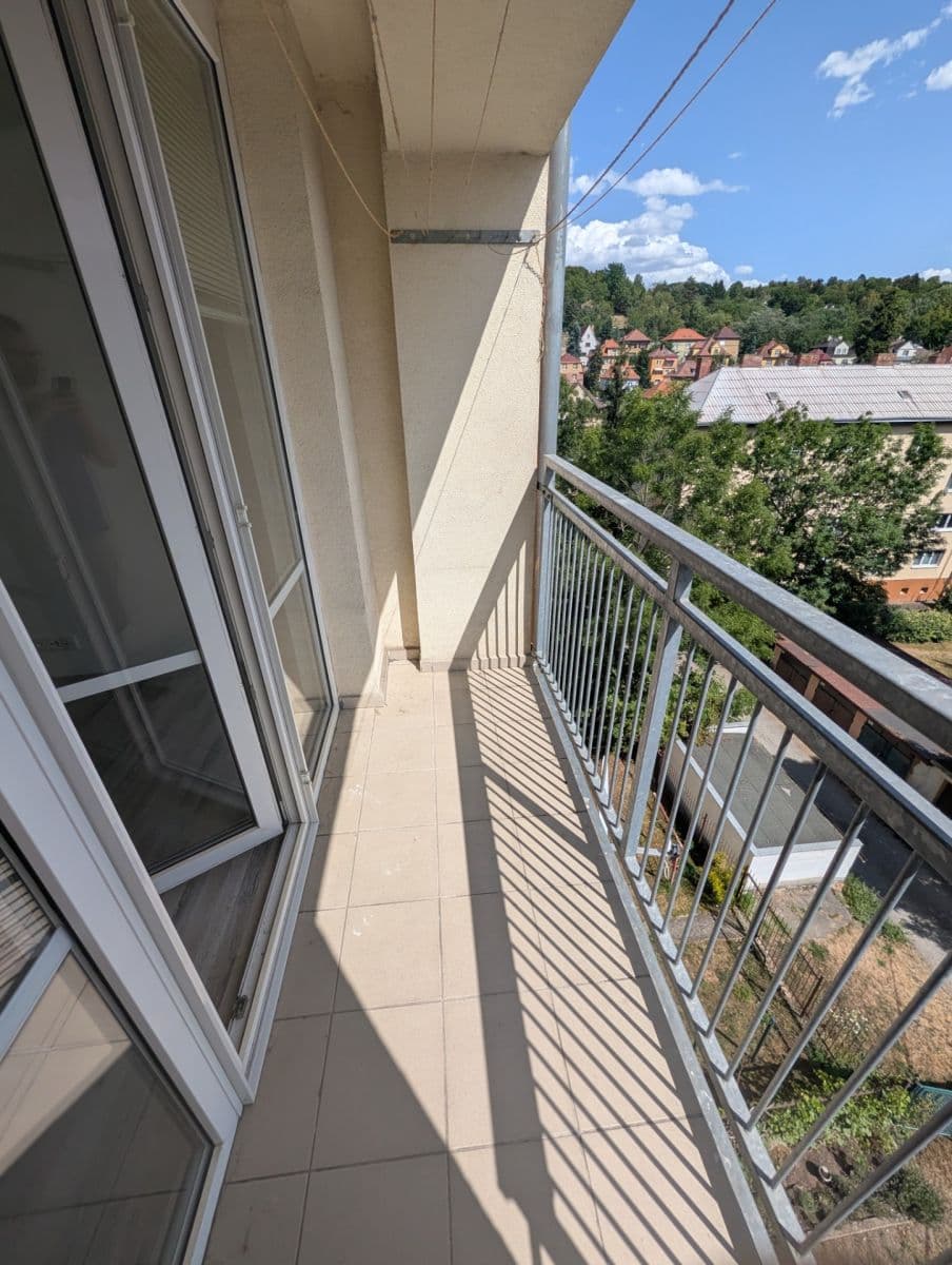 Pronájem bytu 3+1 68 m², U Stadiónu, Ústí nad Labem, Ústecký kraj Pronájem bytu 3+1 68 m², U Stadiónu, Ústí nad Labem, Ústecký kraj