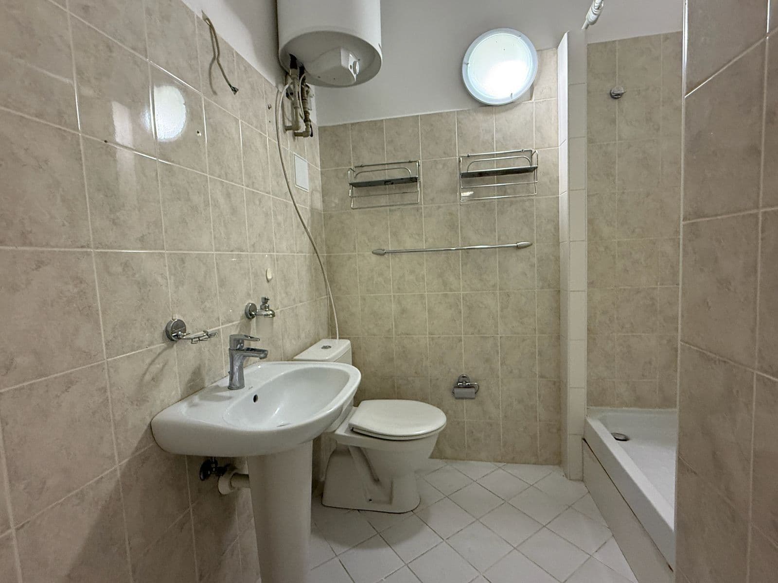 Pronájem bytu 2+kk 44 m², Krátká, Praha, Praha Pronájem bytu 2+kk 44 m², Krátká, Praha, Praha