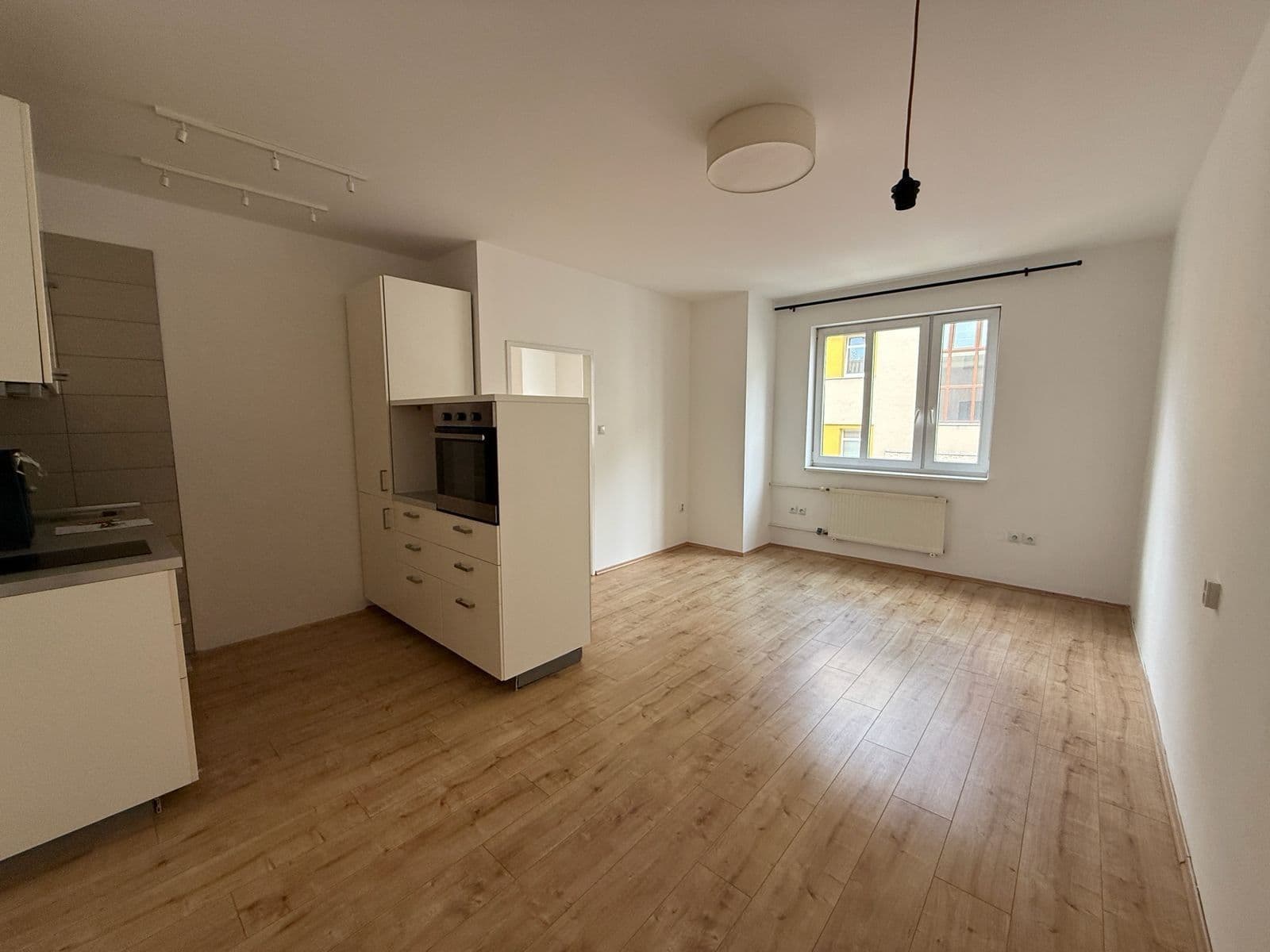 Pronájem bytu 2+kk 44 m², Krátká, Praha, Praha Pronájem bytu 2+kk 44 m², Krátká, Praha, Praha