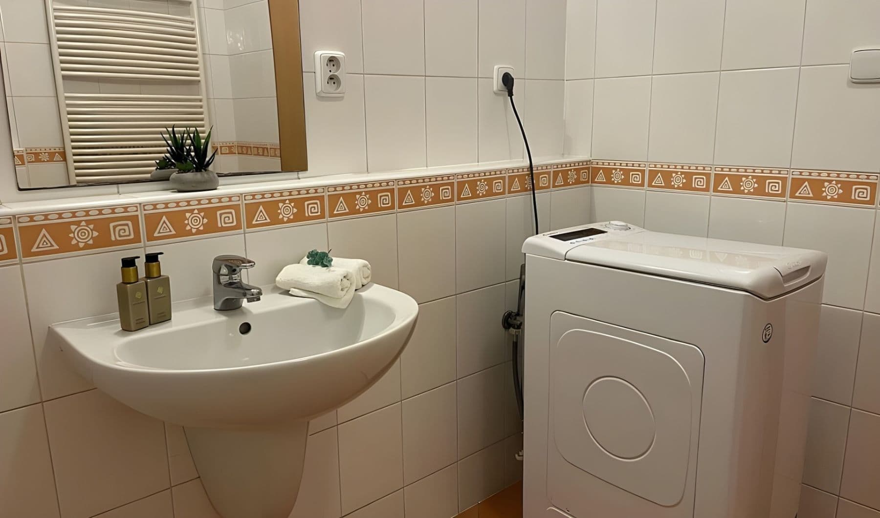 Pronájem bytu 1+kk 42 m², Názovská, Praha, Praha Pronájem bytu 1+kk 42 m², Názovská, Praha, Praha