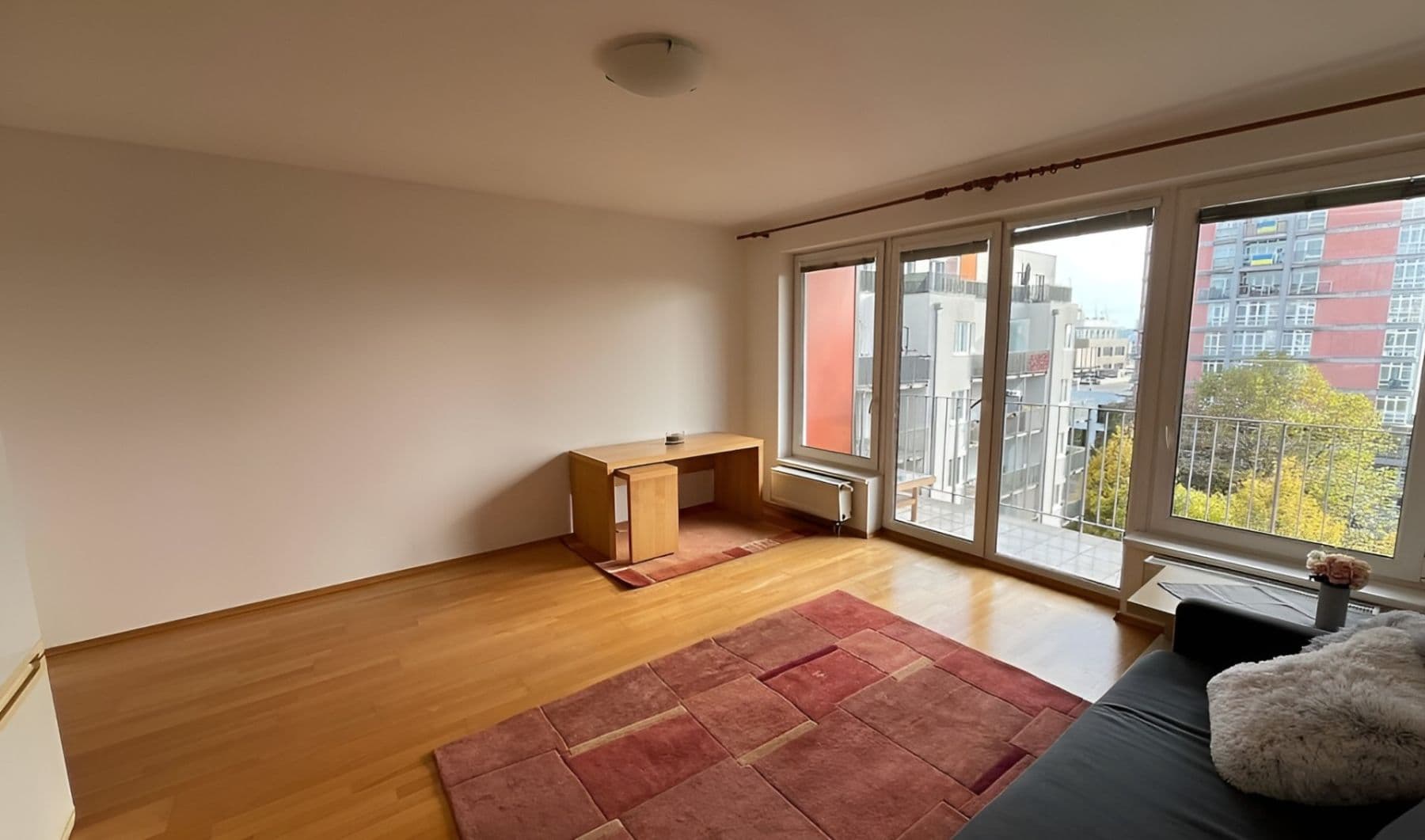 Pronájem bytu 1+kk 42 m², Názovská, Praha, Praha Pronájem bytu 1+kk 42 m², Názovská, Praha, Praha