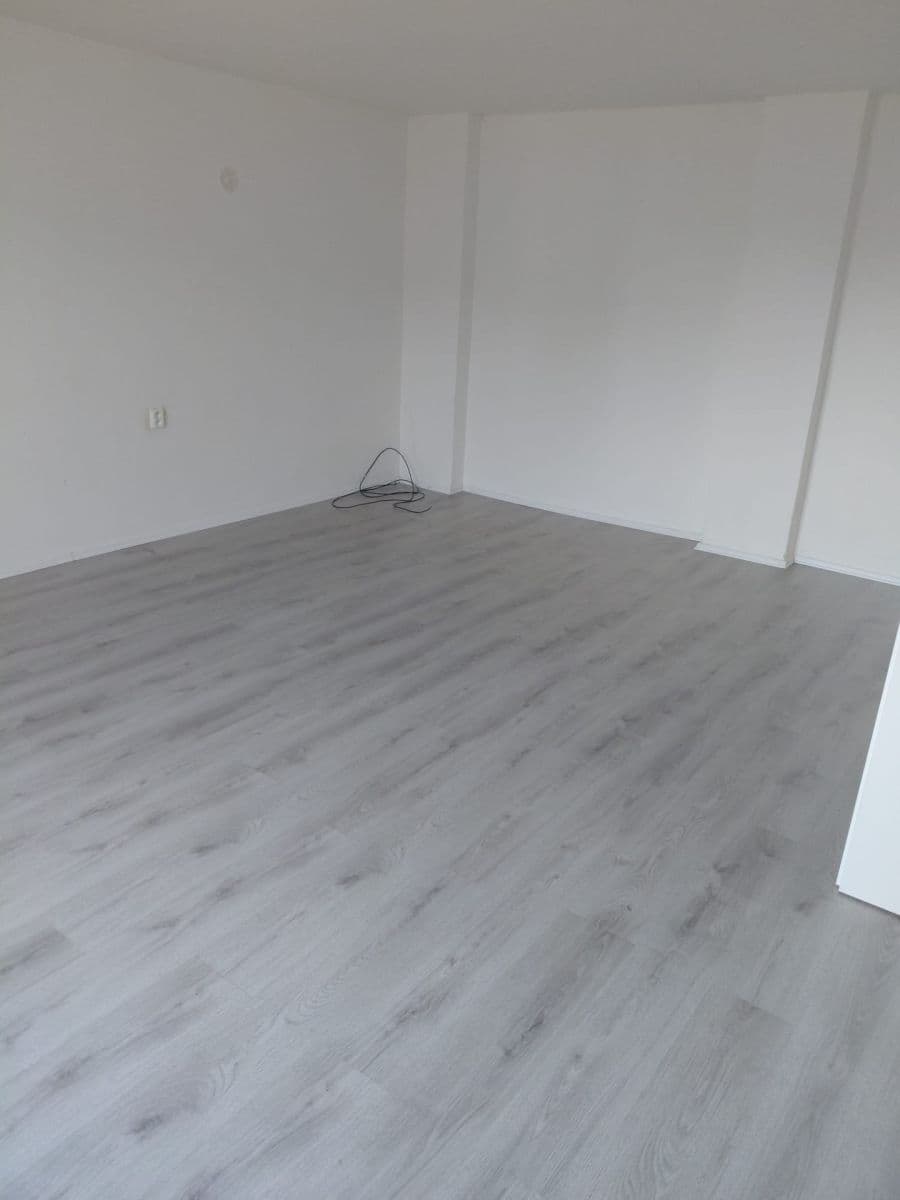Pronájem bytu 2+1 93 m², Třebízského, Sadská, Středočeský kraj Pronájem bytu 2+1 93 m², Třebízského, Sadská, Středočeský kraj