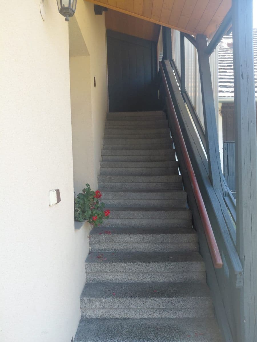 Pronájem bytu 2+1 93 m², Třebízského, Sadská, Středočeský kraj Pronájem bytu 2+1 93 m², Třebízského, Sadská, Středočeský kraj