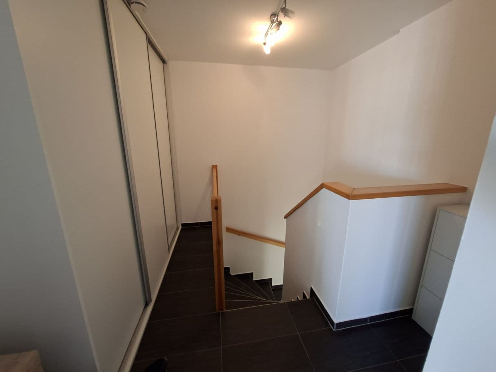 Prodej bytu 2+kk 69 m², Moskevská, Praha, Praha Prodej bytu 2+kk 69 m², Moskevská, Praha, Praha