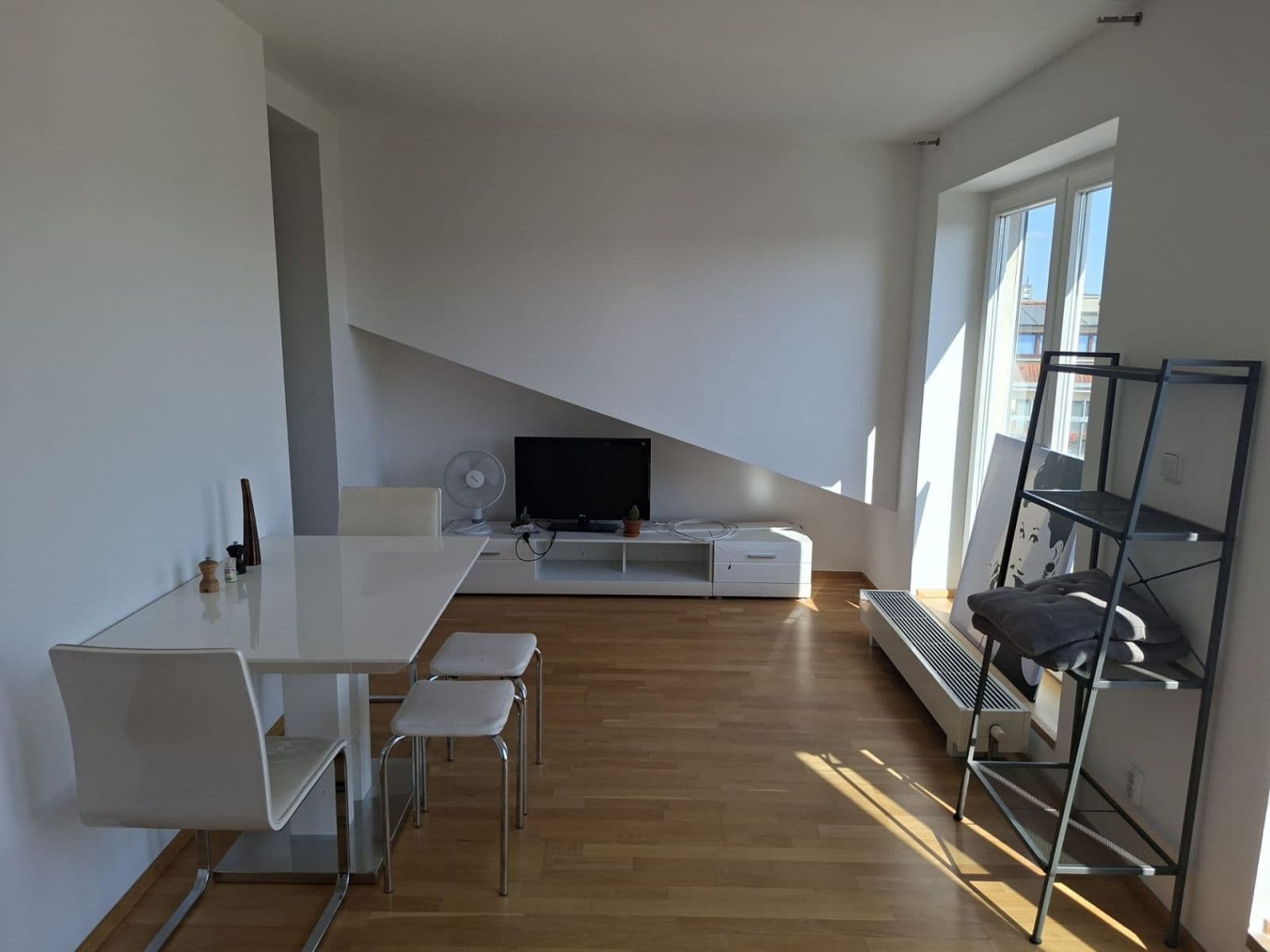 Prodej bytu 2+kk 69 m², Moskevská, Praha, Praha Prodej bytu 2+kk 69 m², Moskevská, Praha, Praha