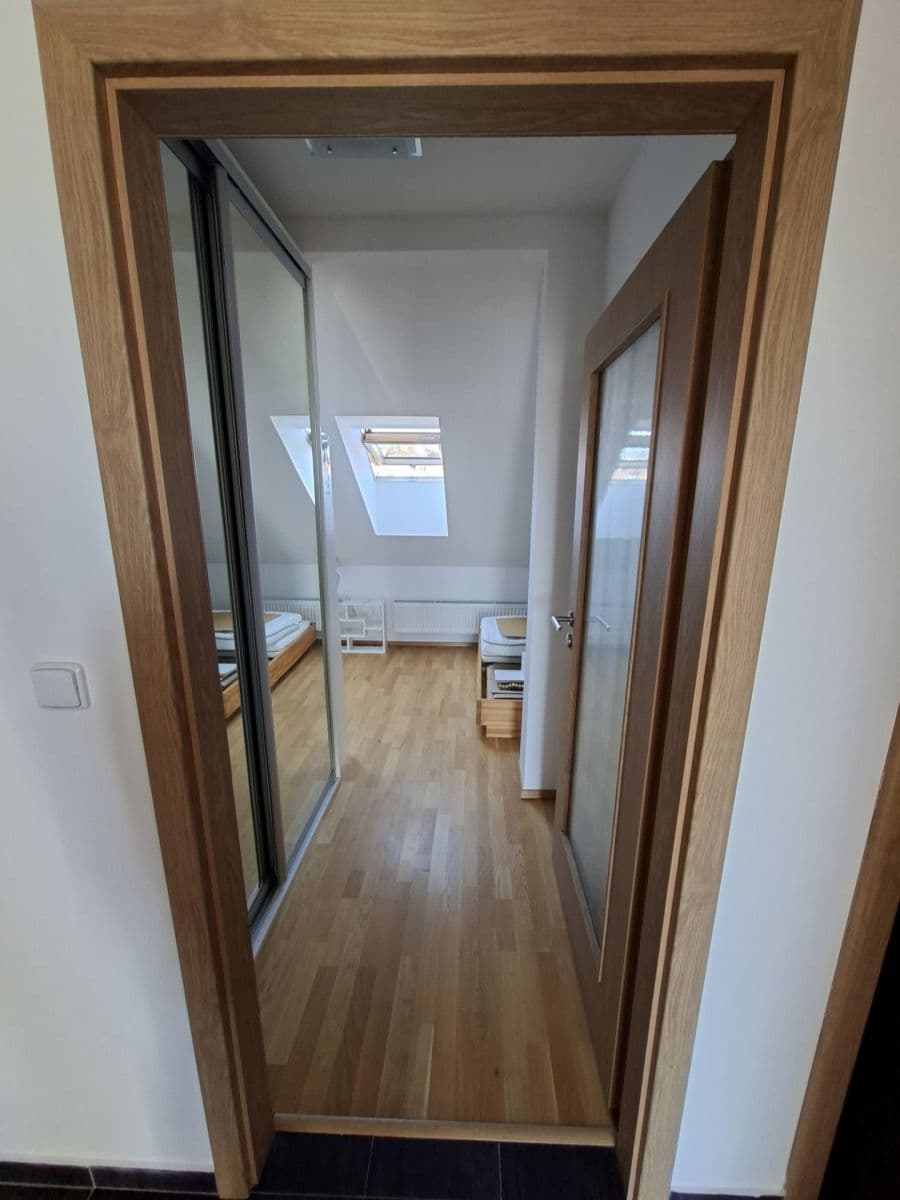Prodej bytu 2+kk 69 m², Moskevská, Praha, Praha Prodej bytu 2+kk 69 m², Moskevská, Praha, Praha
