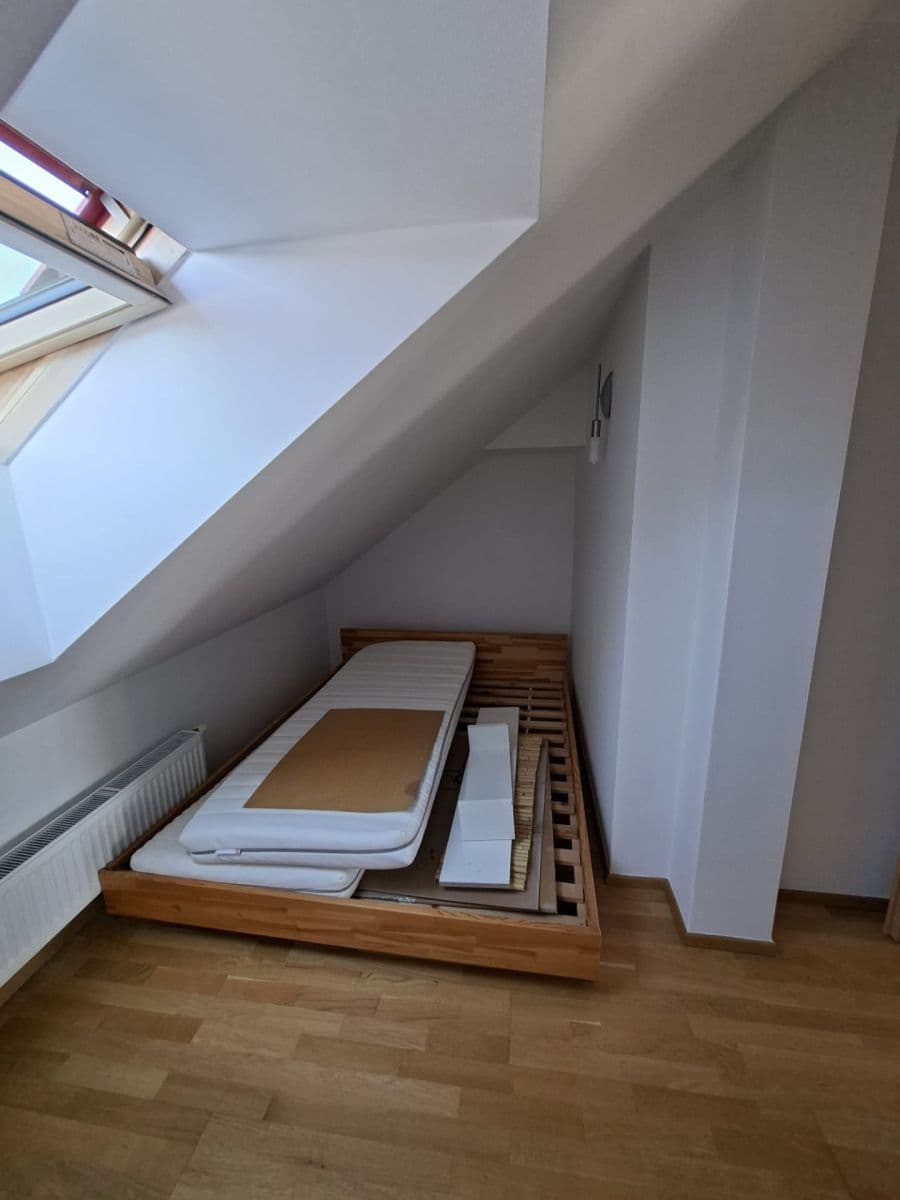 Prodej bytu 2+kk 69 m², Moskevská, Praha, Praha Prodej bytu 2+kk 69 m², Moskevská, Praha, Praha