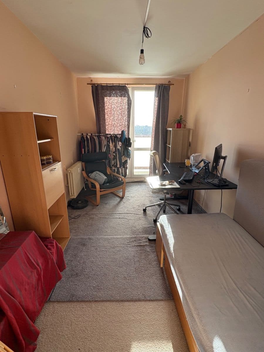 Pronájem bytu 3+1 85 m², Pod Lipami, Praha, Praha Pronájem bytu 3+1 85 m², Pod Lipami, Praha, Praha