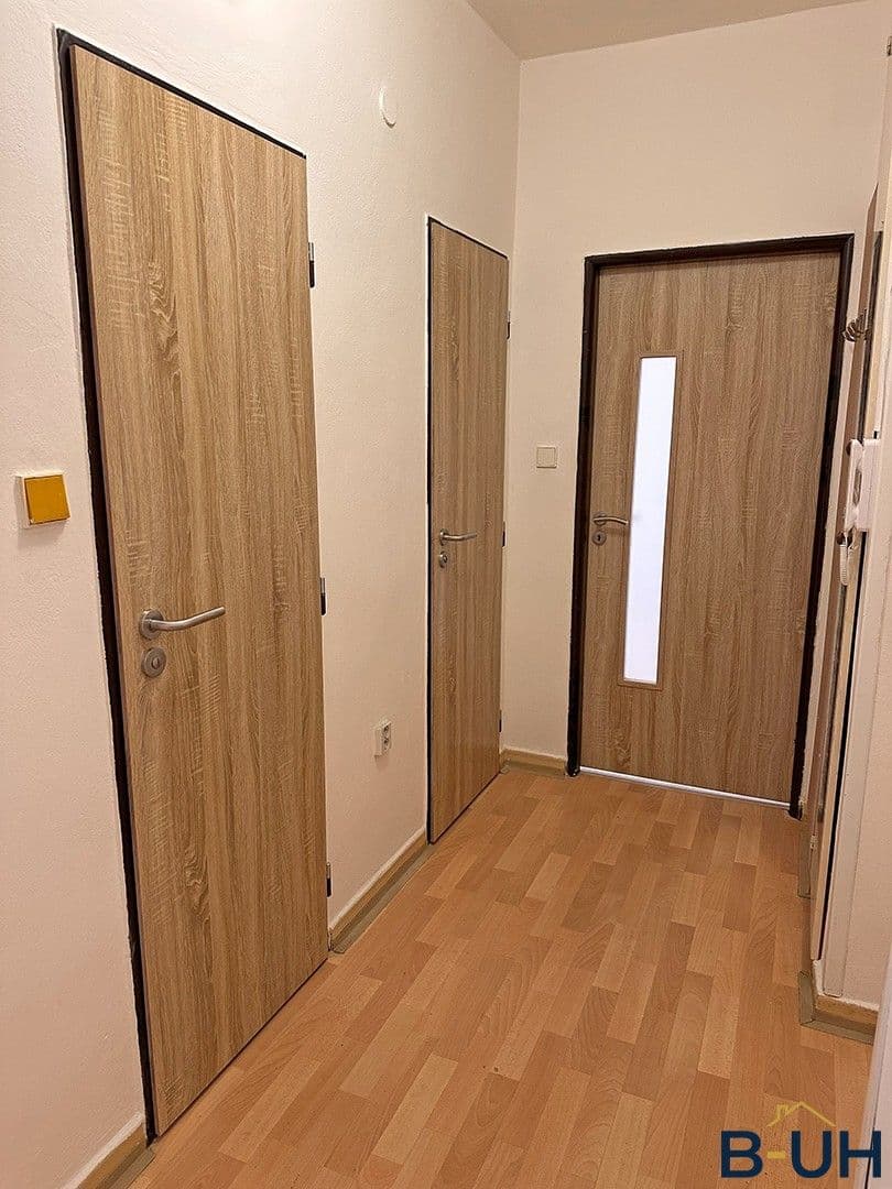 Prodej bytu 1+1 36 m², Za Dolním kostelem, Uherský Brod, Zlínský kraj Prodej bytu 1+1 36 m², Za Dolním kostelem, Uherský Brod, Zlínský kraj