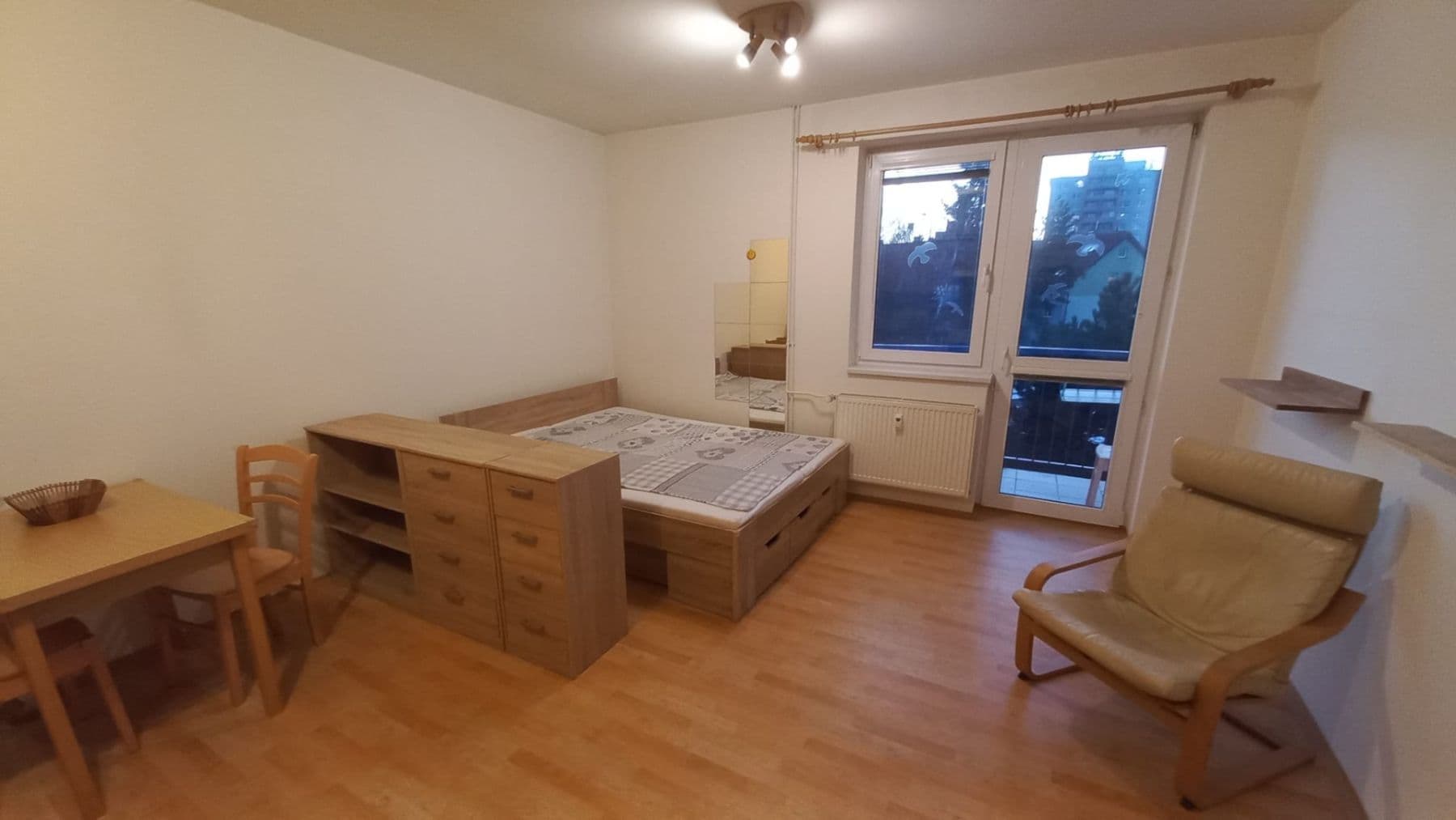 Pronájem bytu 1+kk 33 m², Stará náves, Praha, Praha Pronájem bytu 1+kk 33 m², Stará náves, Praha, Praha