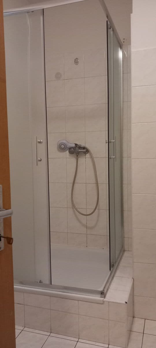 Pronájem bytu 1+kk 33 m², Stará náves, Praha, Praha Pronájem bytu 1+kk 33 m², Stará náves, Praha, Praha
